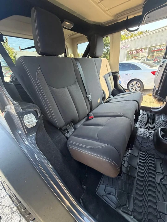 2017 Jeep JK Wrangler - Image 17 of 20