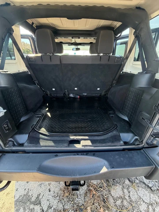 2017 Jeep JK Wrangler - Image 18 of 20