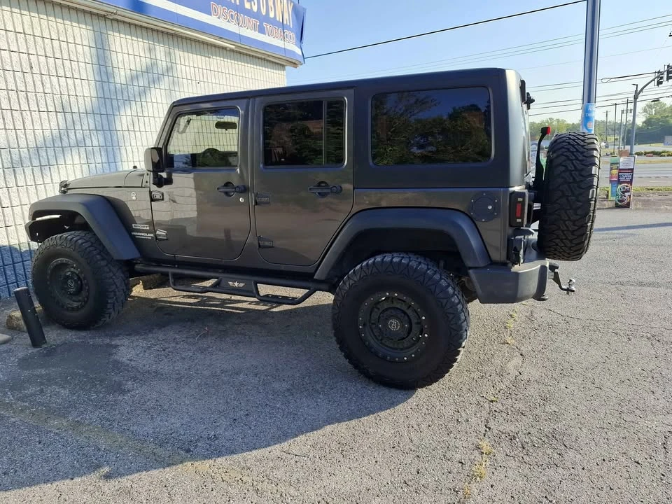 2017 Jeep JK Wrangler - Image 6 of 8