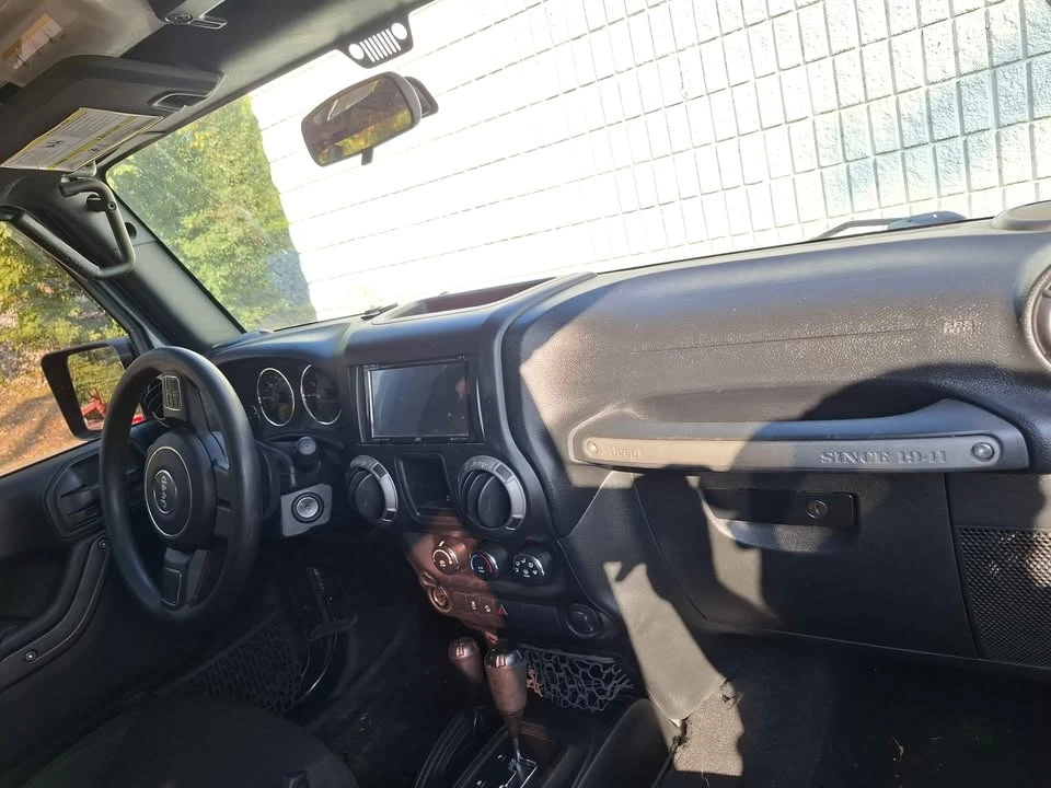 2017 Jeep JK Wrangler - Image 2 of 8