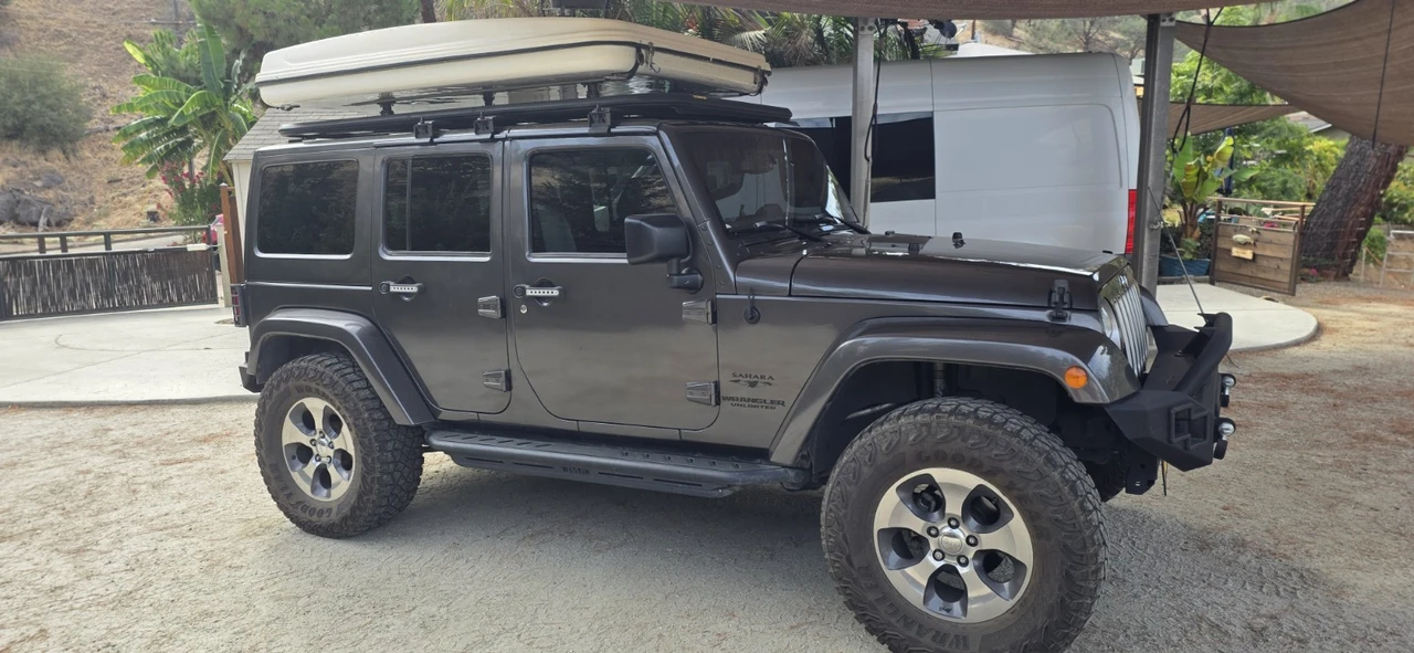 2017 Jeep JK Wrangler - Image 2 of 27