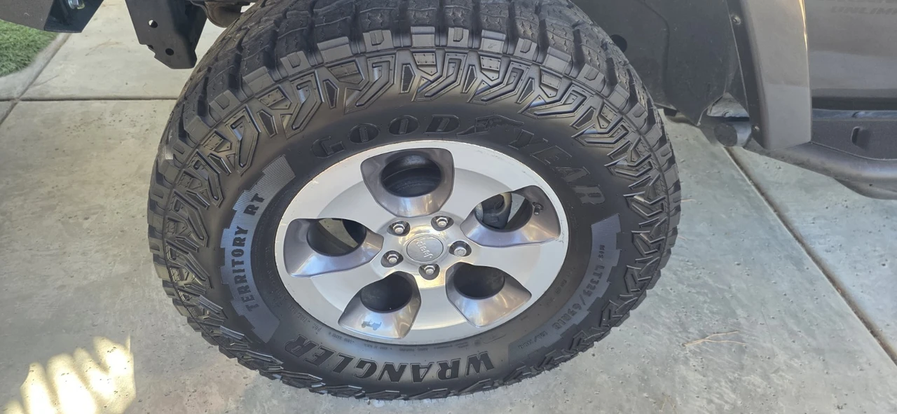 2017 Jeep JK Wrangler - Image 23 of 27