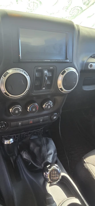 2017 Jeep JK Wrangler - Image 16 of 27