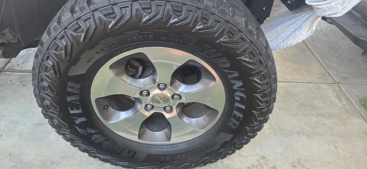 2017 Jeep JK Wrangler - Image 24 of 27
