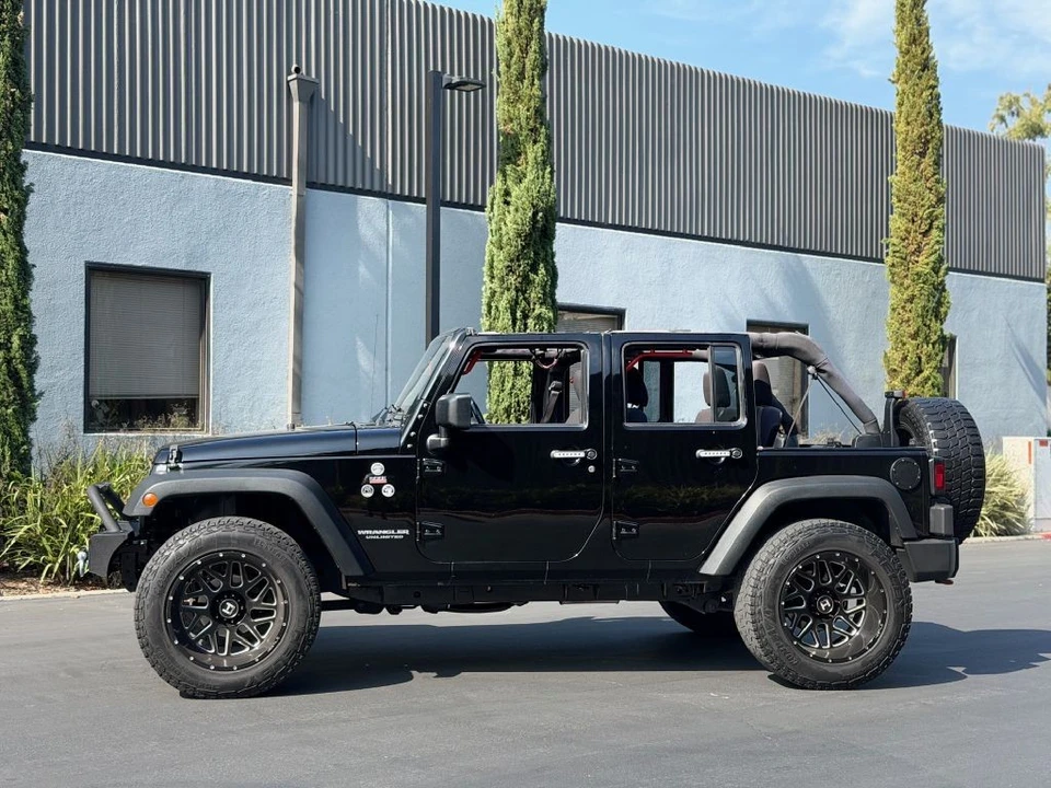 2017 Jeep JK Wrangler - Image 8 of 24