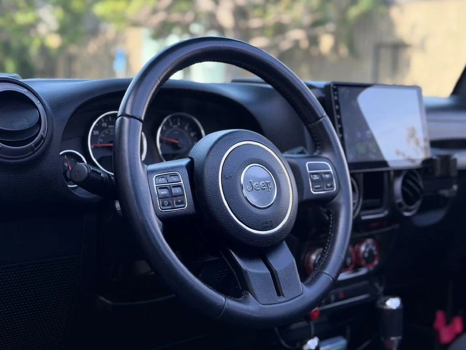 2017 Jeep JK Wrangler - Image 12 of 24