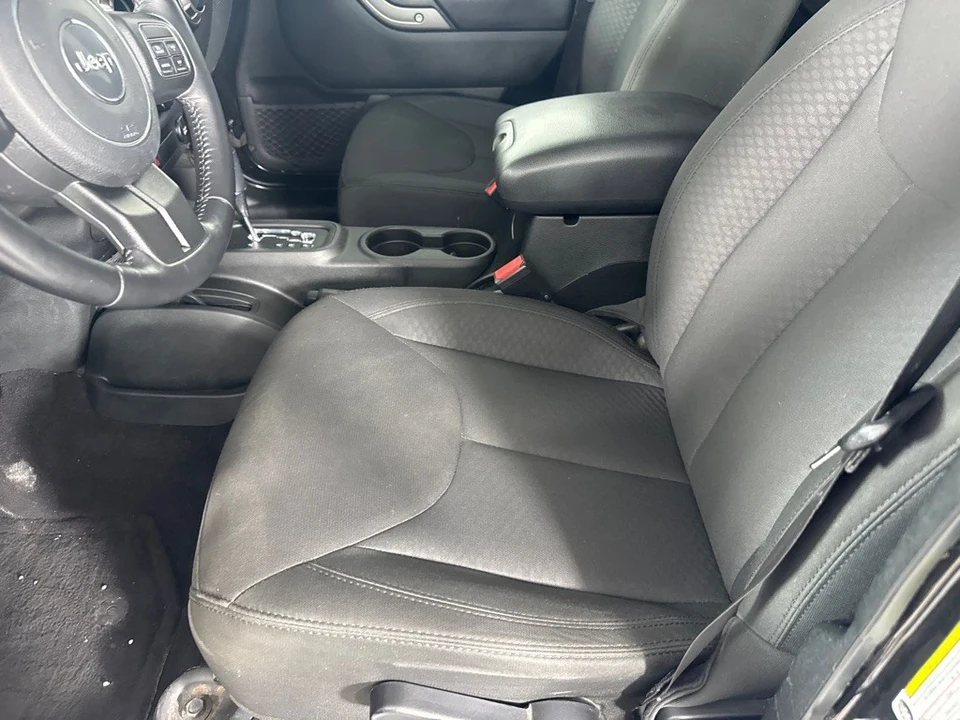2017 Jeep JK Wrangler - Image 11 of 12