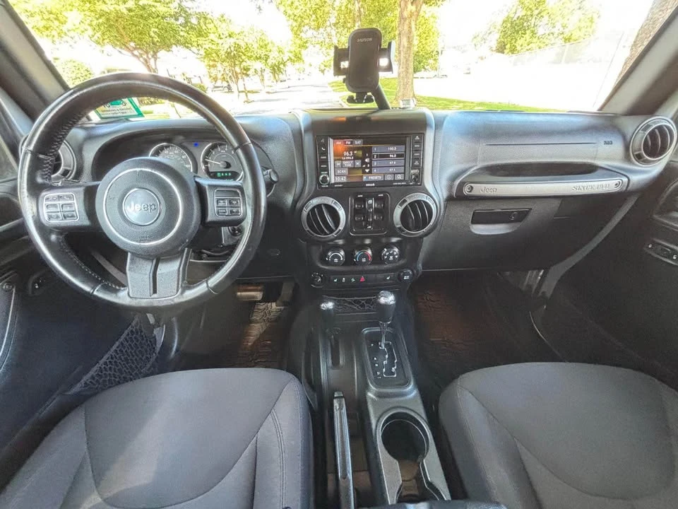 2017 Jeep JK Wrangler - Image 14 of 20