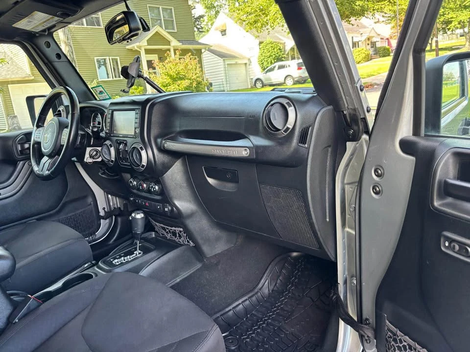 2017 Jeep JK Wrangler - Image 11 of 20