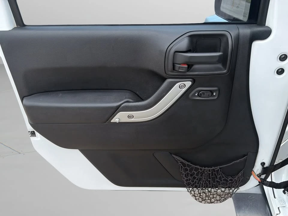 2017 Jeep JK Wrangler - Image 17 of 19