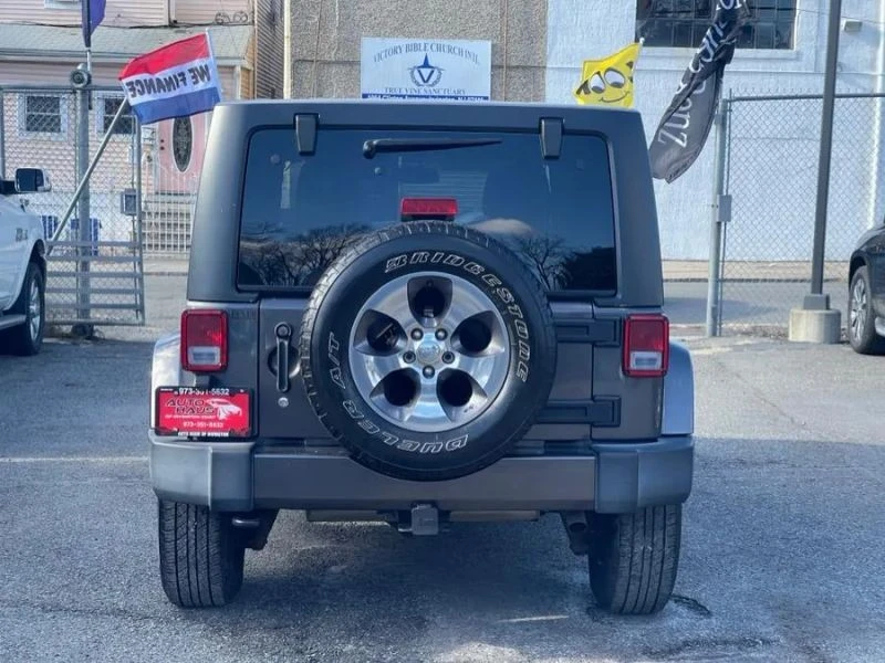 2017 Jeep JK Wrangler - Image 5 of 12