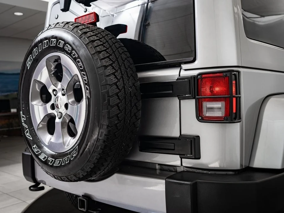 2017 Jeep JK Wrangler - Image 17 of 21