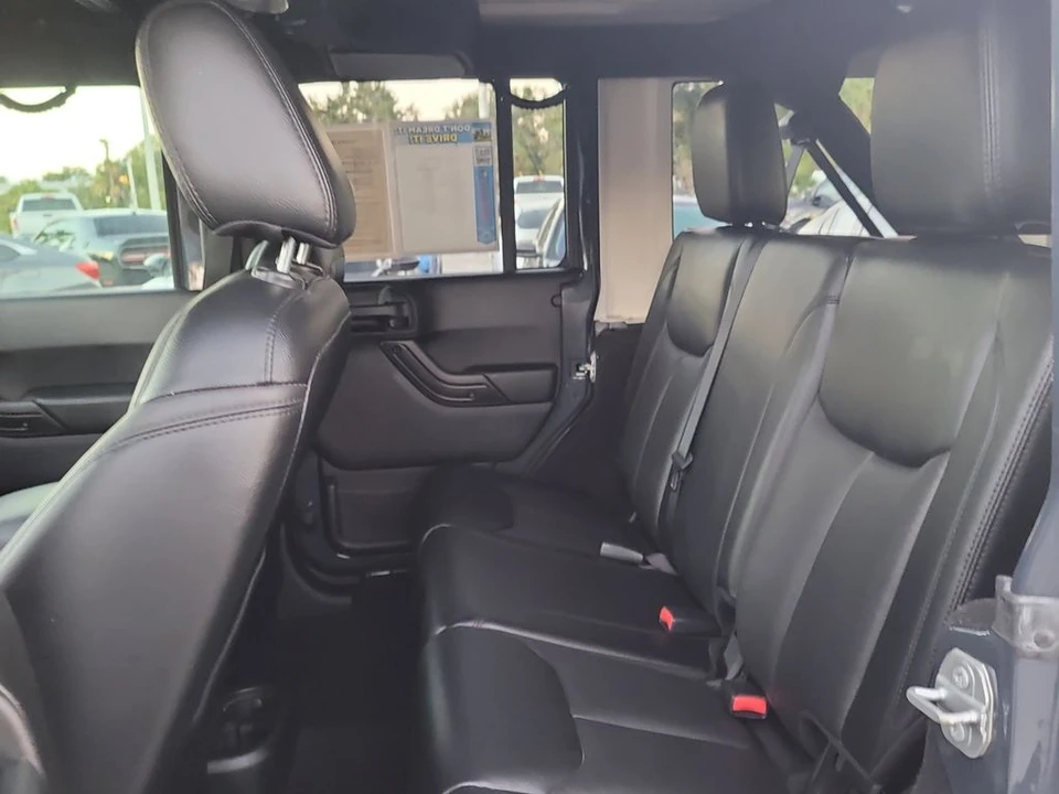 2017 Jeep JK Wrangler - Image 11 of 12