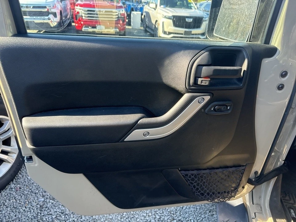 2017 Jeep JK Wrangler - Image 15 of 21
