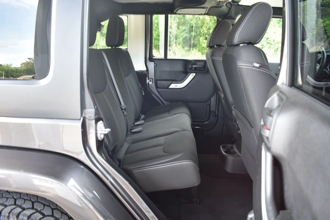 2017 Jeep JK Wrangler - Image 14 of 20