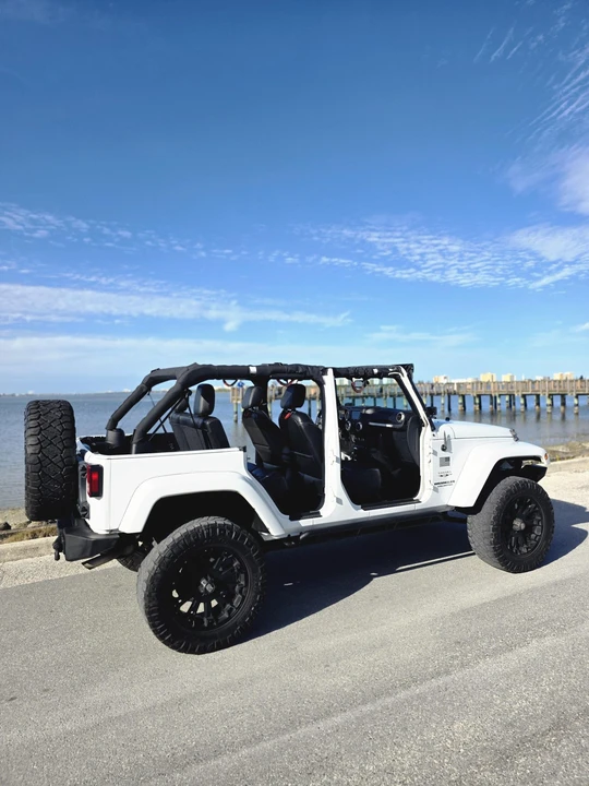 2017 Jeep JK Wrangler - Image 8 of 31