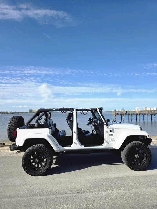 2017 Jeep JK Wrangler - Image 9 of 31