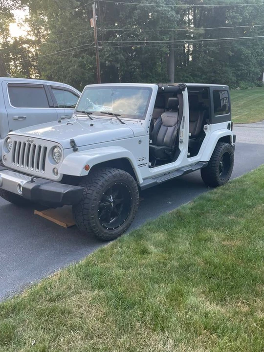 2017 Jeep JK Wrangler - Image 6 of 6