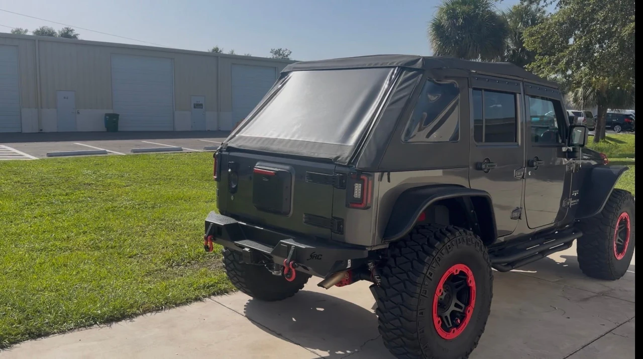 2017 Jeep JK Wrangler - Image 23 of 31