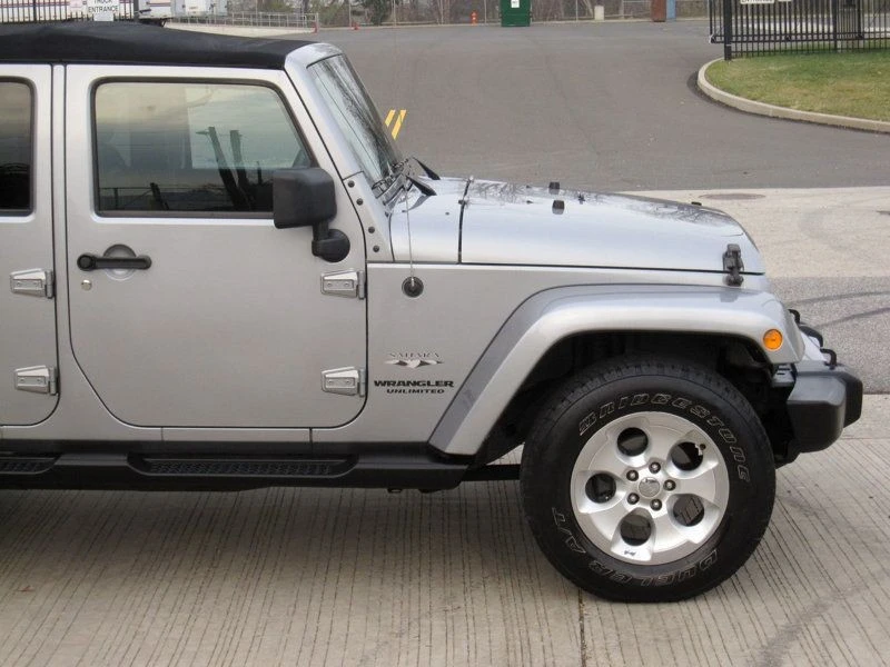 2017 Jeep JK Wrangler - Image 10 of 12