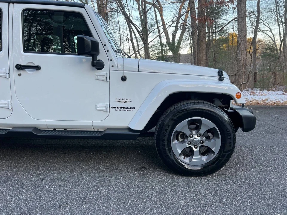 2017 Jeep JK Wrangler - Image 11 of 12