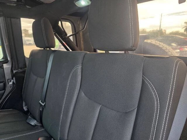 2017 Jeep JK Wrangler - Image 11 of 20