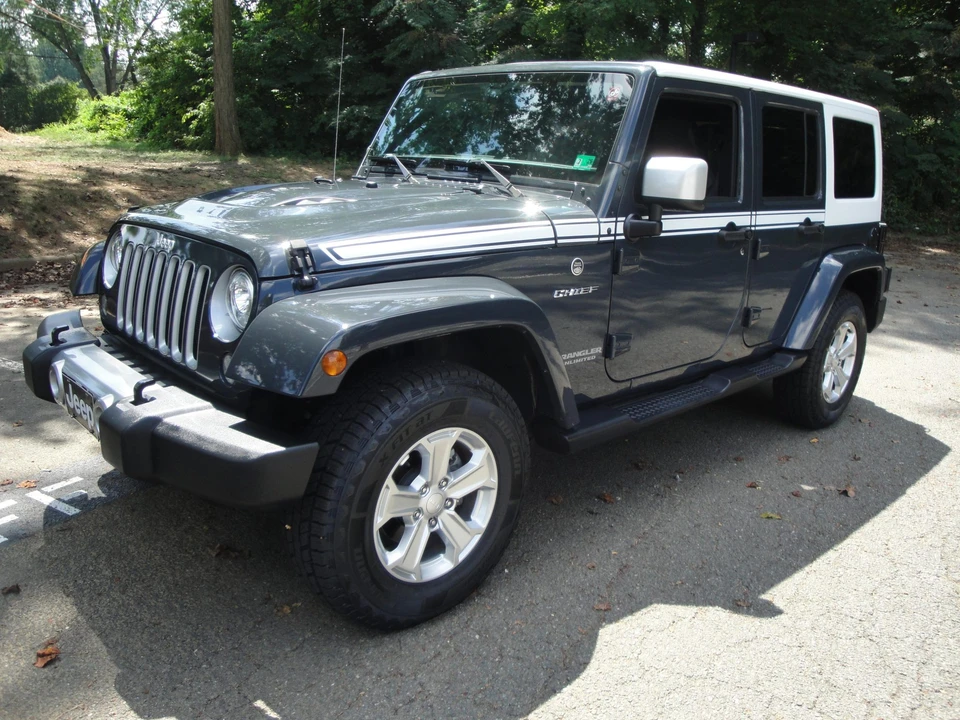 2017 Jeep JK Wrangler - Image 9 of 31