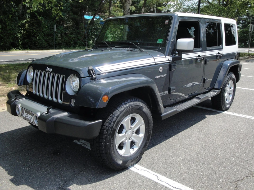 2017 Jeep JK Wrangler - Image 10 of 31