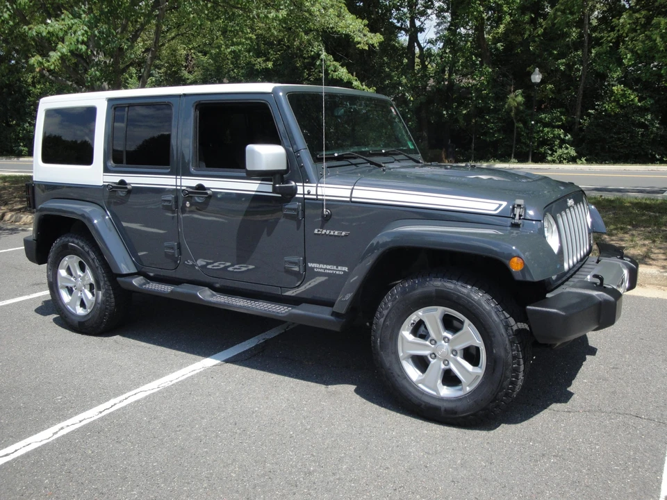 2017 Jeep JK Wrangler - Image 19 of 31