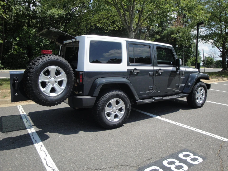 2017 Jeep JK Wrangler - Image 31 of 31