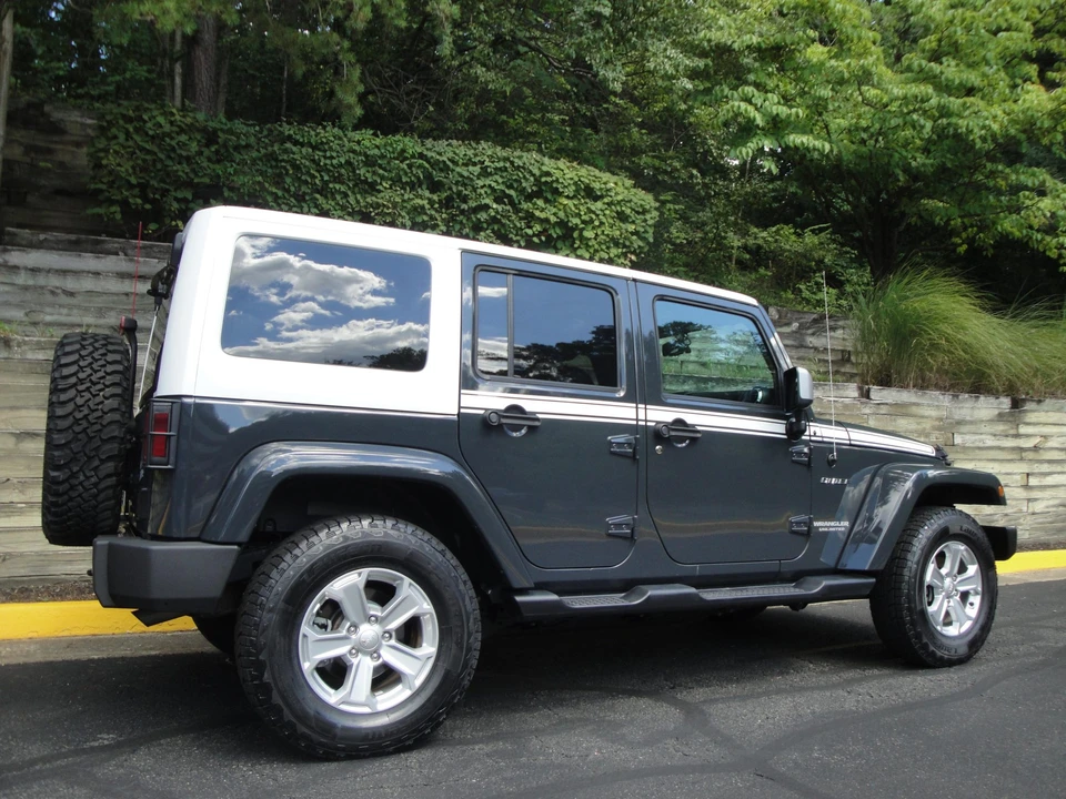2017 Jeep JK Wrangler - Image 27 of 31