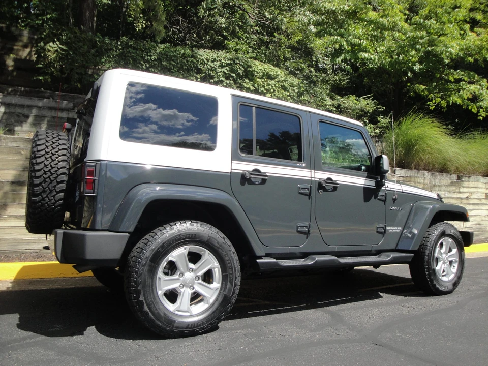 2017 Jeep JK Wrangler - Image 28 of 31