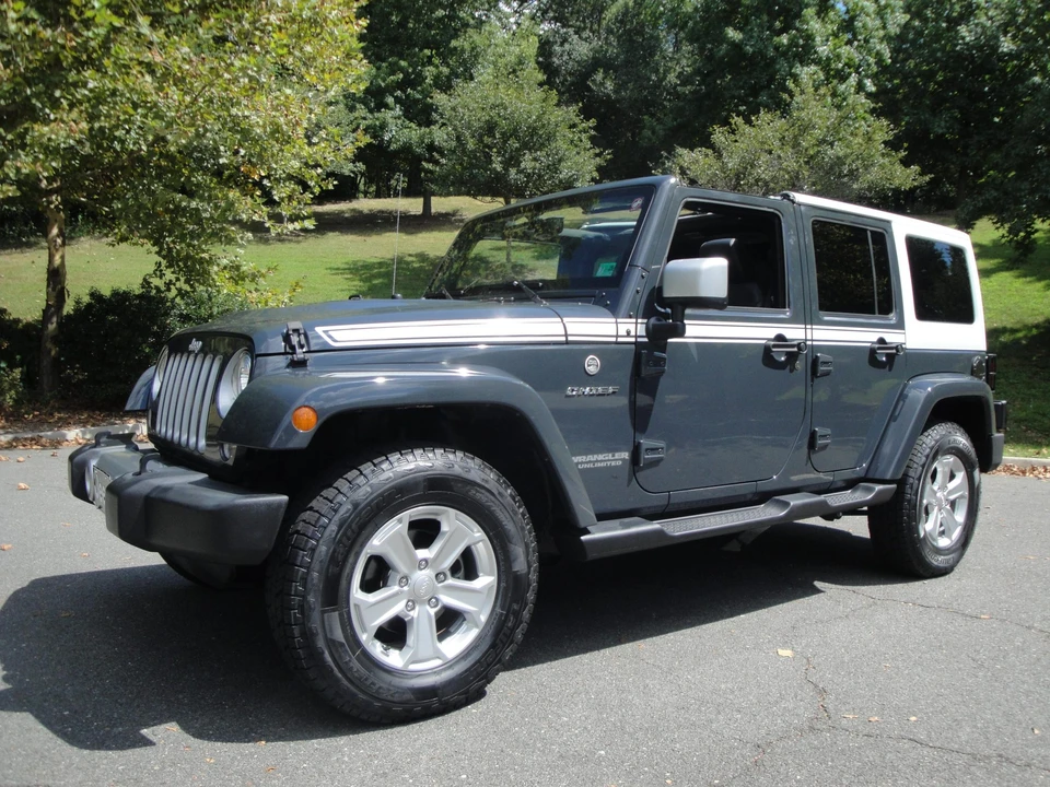 2017 Jeep JK Wrangler - Image 4 of 31