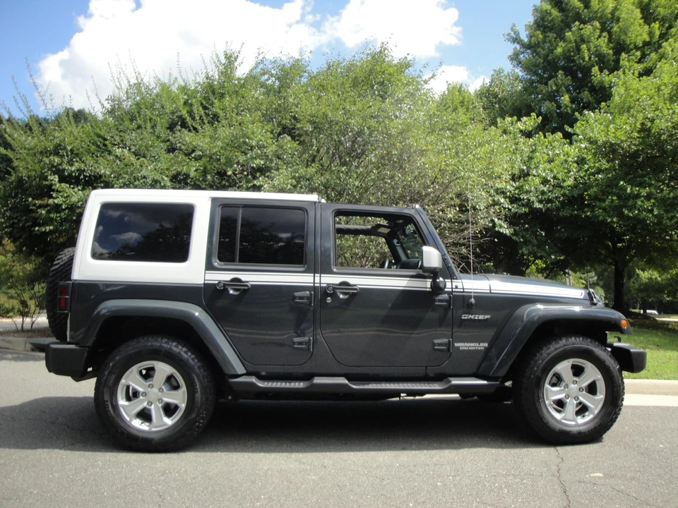 2017 Jeep JK Wrangler - Image 24 of 31