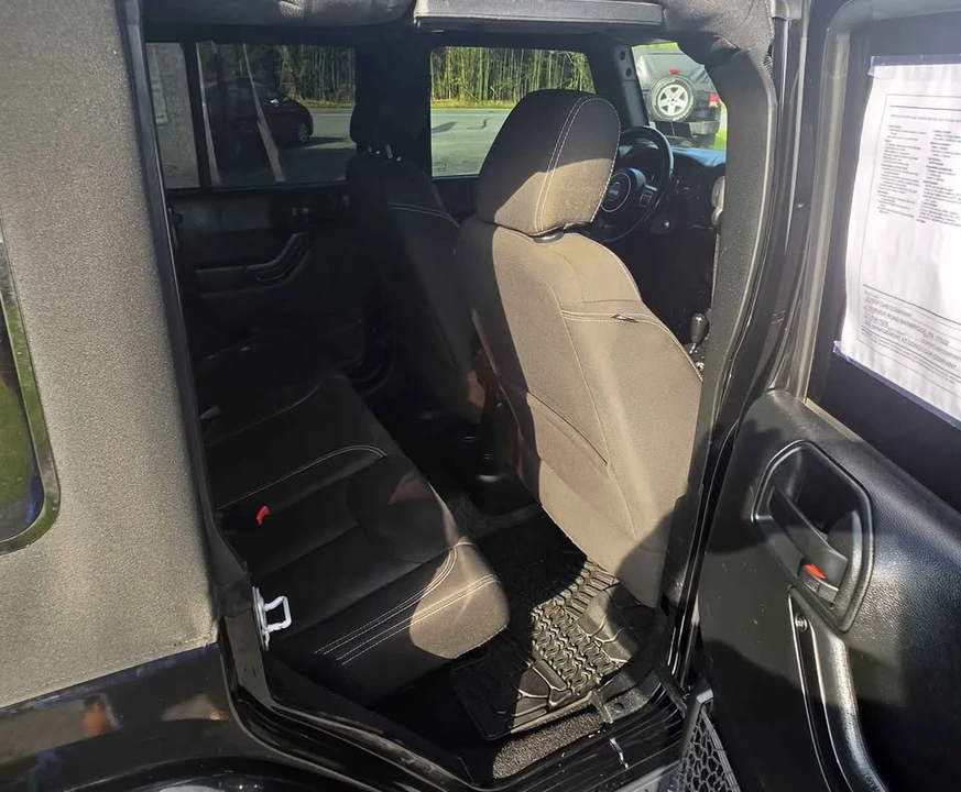 2017 Jeep JK Wrangler - Image 16 of 20