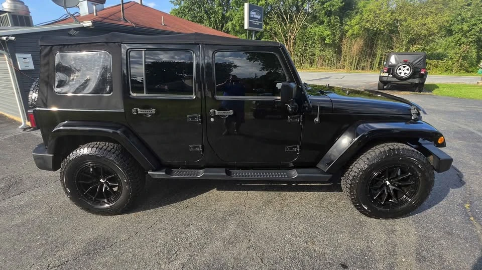 2017 Jeep JK Wrangler - Image 6 of 20