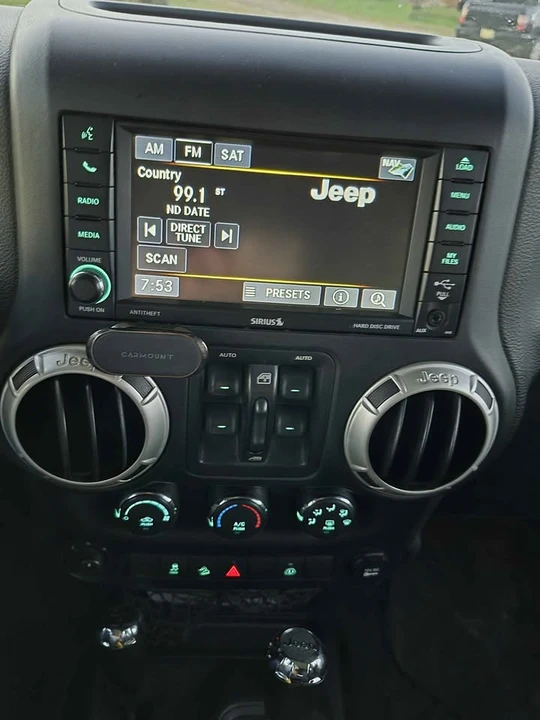 2017 Jeep JK Wrangler - Image 13 of 17