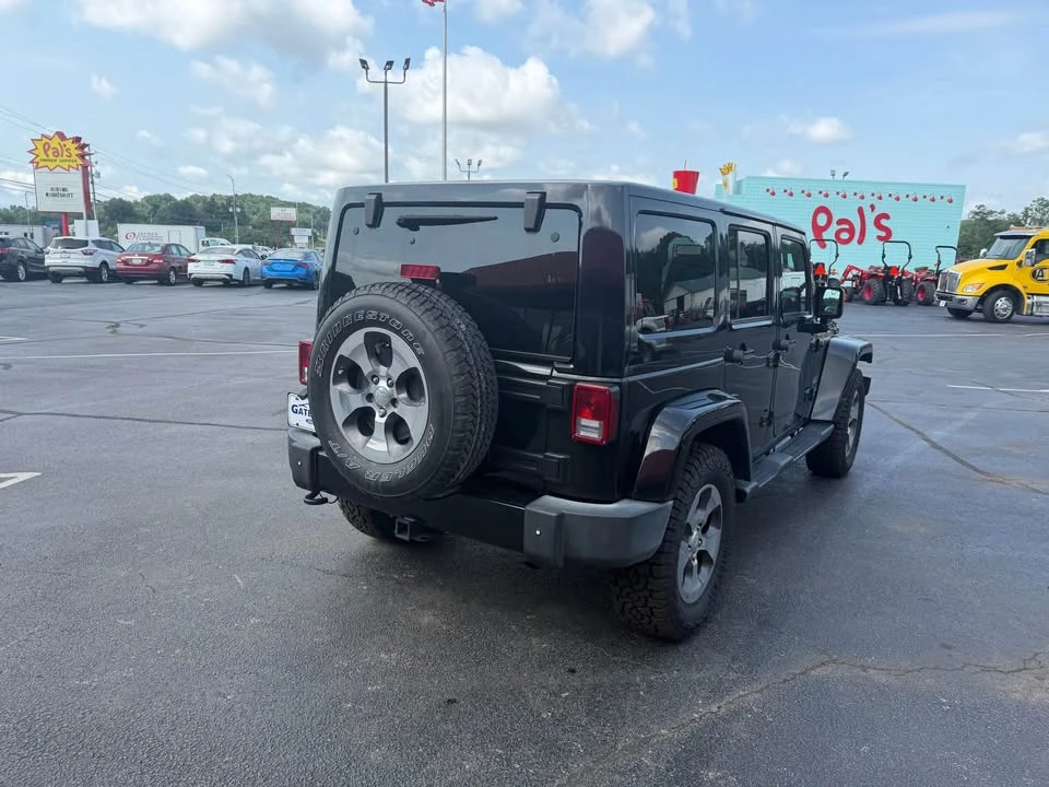 2017 Jeep JK Wrangler - Image 4 of 13