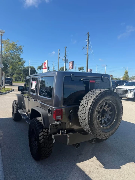 2017 Jeep JK Wrangler - Image 4 of 12