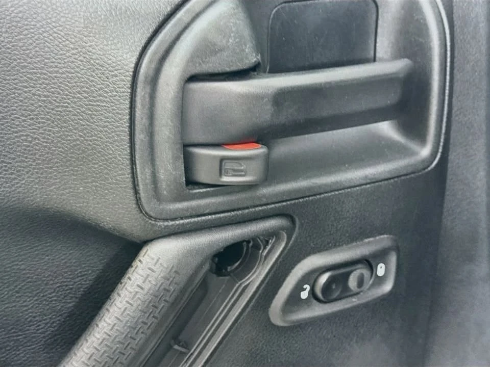 2017 Jeep JK Wrangler - Image 18 of 20