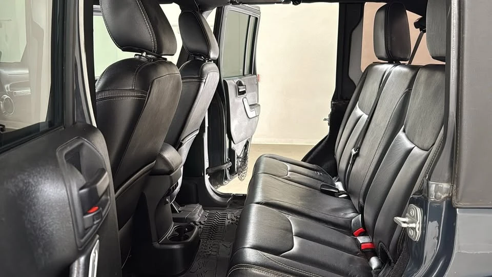 2017 Jeep JK Wrangler - Image 6 of 6