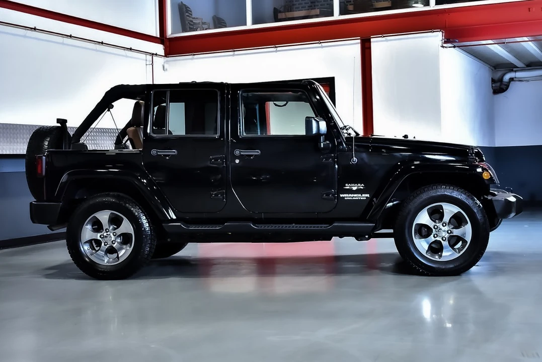 2017 Jeep JK Wrangler - Image 10 of 30