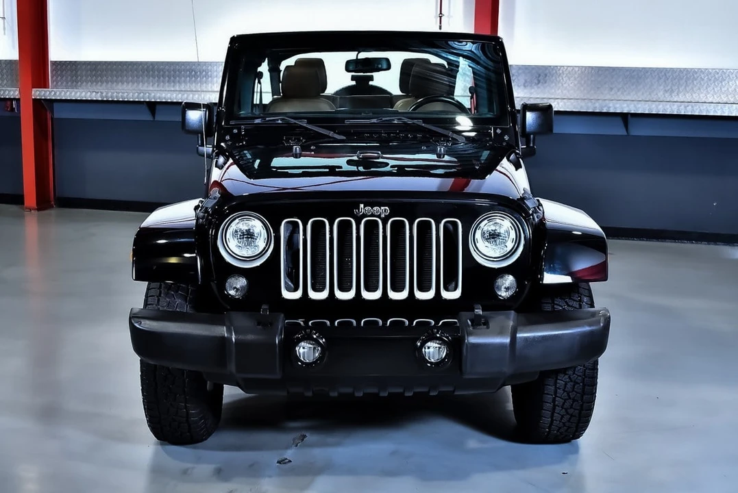 2017 Jeep JK Wrangler - Image 2 of 30