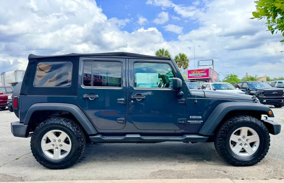 2017 Jeep JK Wrangler - Image 6 of 20