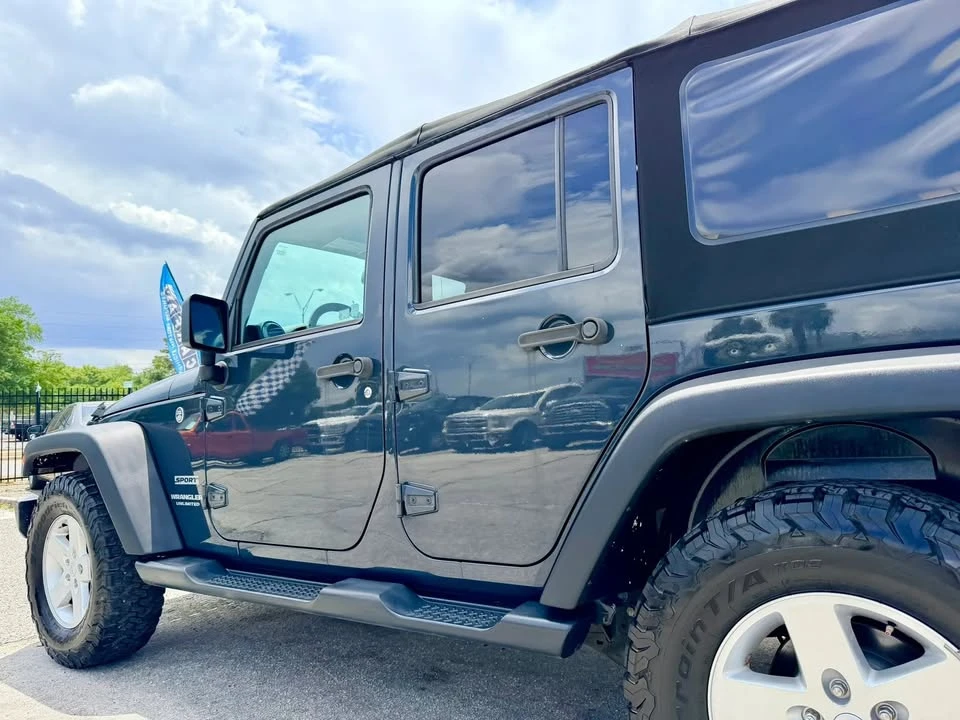 2017 Jeep JK Wrangler - Image 11 of 20