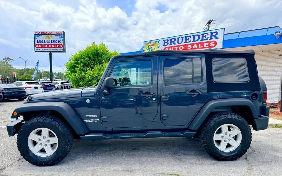 2017 Jeep JK Wrangler - Image 2 of 20