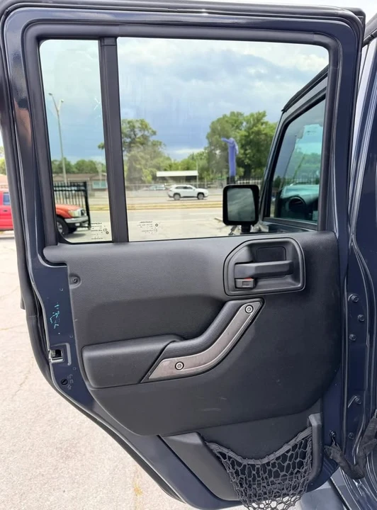 2017 Jeep JK Wrangler - Image 17 of 20