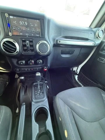 2017 Jeep JK Wrangler - Image 14 of 31