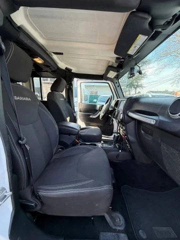 2017 Jeep JK Wrangler - Image 24 of 31