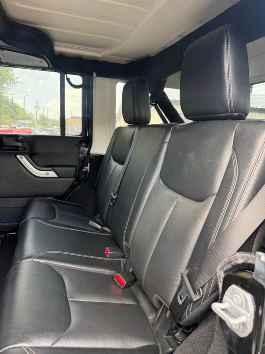 2017 Jeep JK Wrangler - Image 9 of 14